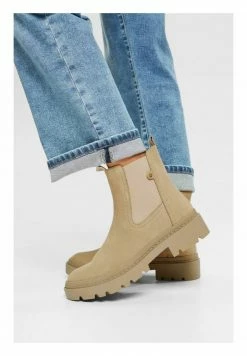 Esprit Ankle Boots - Sand
