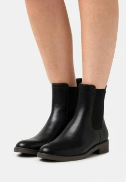 Esprit BOOTI - Classic Ankle Boots - Black