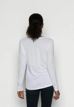 Esprit 2 PACK - Long Sleeved Top - White 7 Esprit 2 PACK - Long Sleeved Top - White -Esprit Shop 0d34c81a5528499da5e3c52e9f1858a4