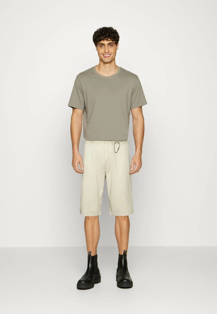 Esprit CORE - Shorts - Light Beige - Image 2