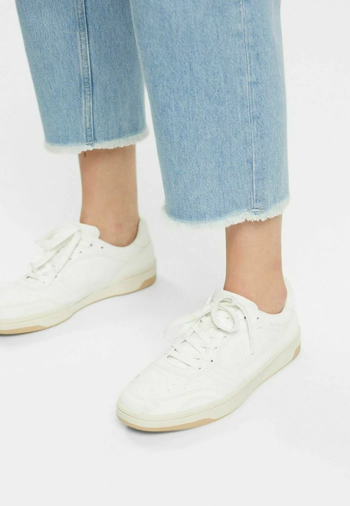 Esprit MIT KORDELZUG - Straight Leg Jeans - Blue Light Washed - Image 7