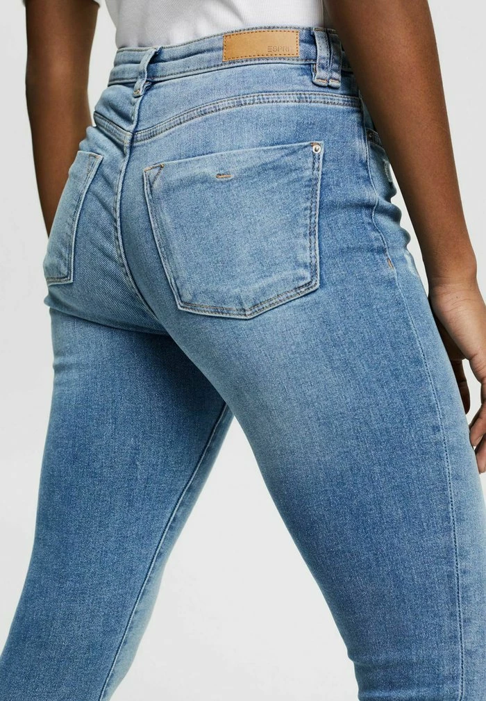 Esprit MIT HOHEM STRETCHANTEIL - Slim Fit Jeans - Blue Light Washed - Image 5