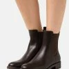 Esprit BOOTI - Classic Ankle Boots - Brown