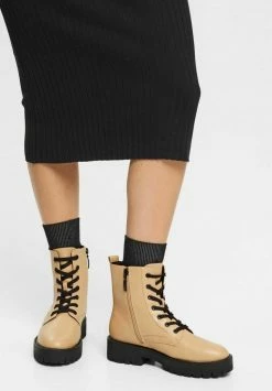 Esprit Platform Ankle Boots - Beige
