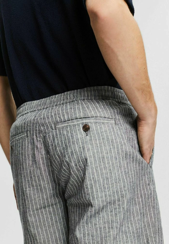 Esprit NADELSTREIFEN - Shorts - Navy - Image 5