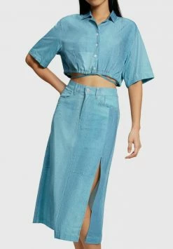 Esprit GECROPPTE MIT DENIM PRINT - Button-down Blouse - Blue Medium Washed New