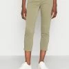 Esprit CAPRI - Slim Fit Jeans - Light Khaki