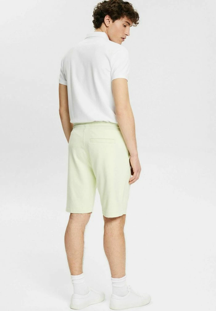 Esprit MIT LOGO PATCH - Shorts - Light Green - Image 3
