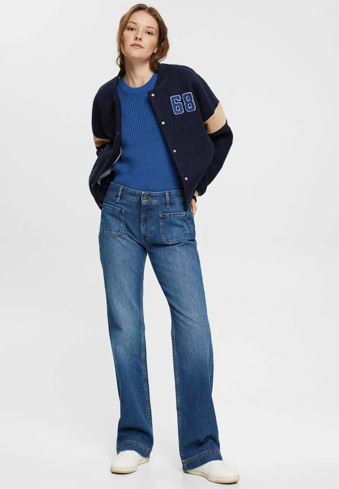 Esprit Relaxed Fit Jeans - Blue Medium Wash