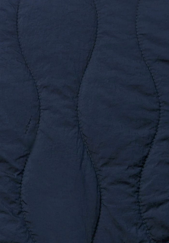 Esprit MIT DEKORATIVER STEPPUNG - Light Jacket - Navy - Image 14