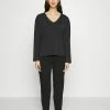 Esprit SEASONAL SOLID LONG LEG LONG SLEEVE - Pyjamas - Black