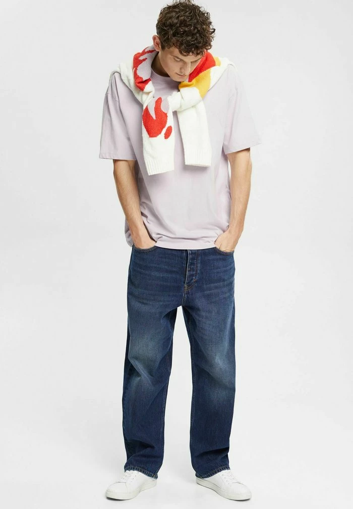 Esprit Relaxed Fit Jeans - Blue Dark Wash - Image 5