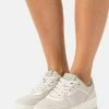 Esprit Trainers - White