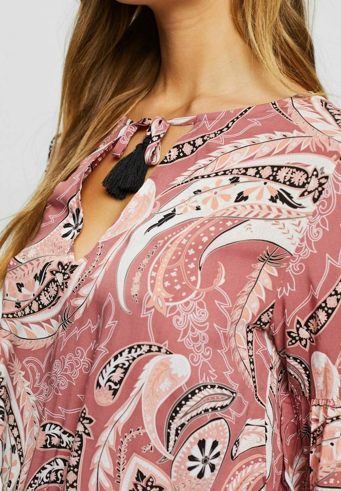 Esprit Beach Accessory - Blush - Image 4