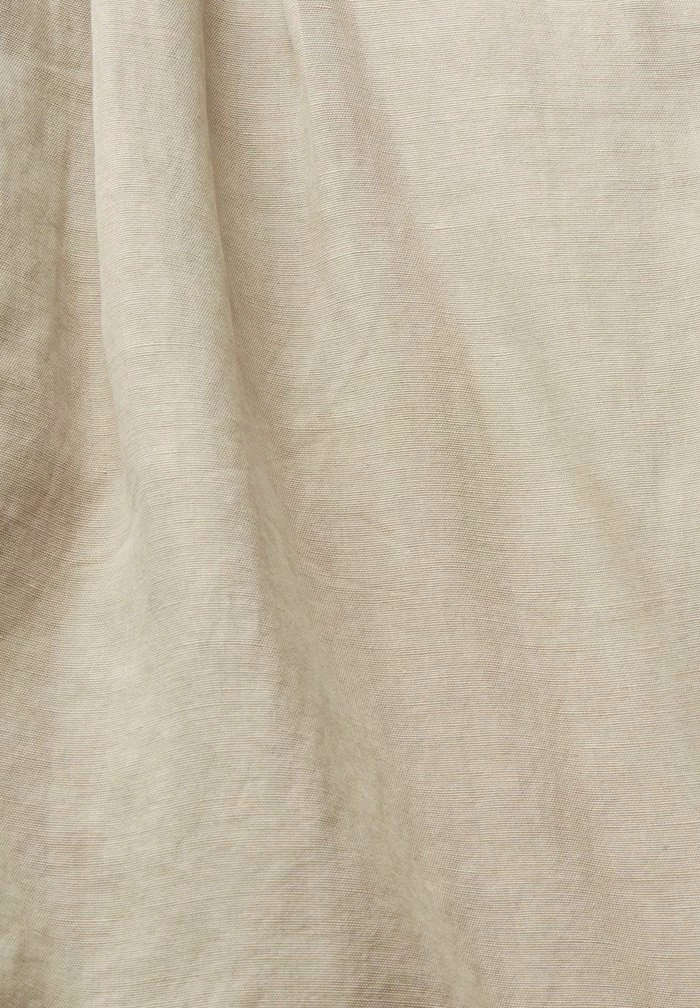 Esprit Shorts - Light Taupe - Image 9