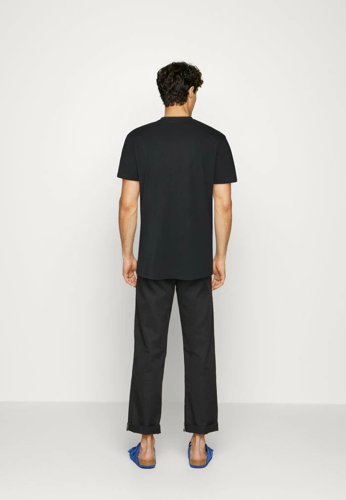Esprit 2 PACK - Basic T-shirt - Black - Image 3