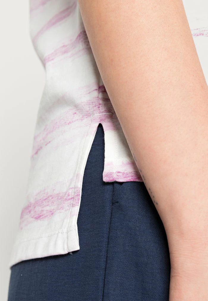 Esprit Print T-shirt - Off White - Image 5