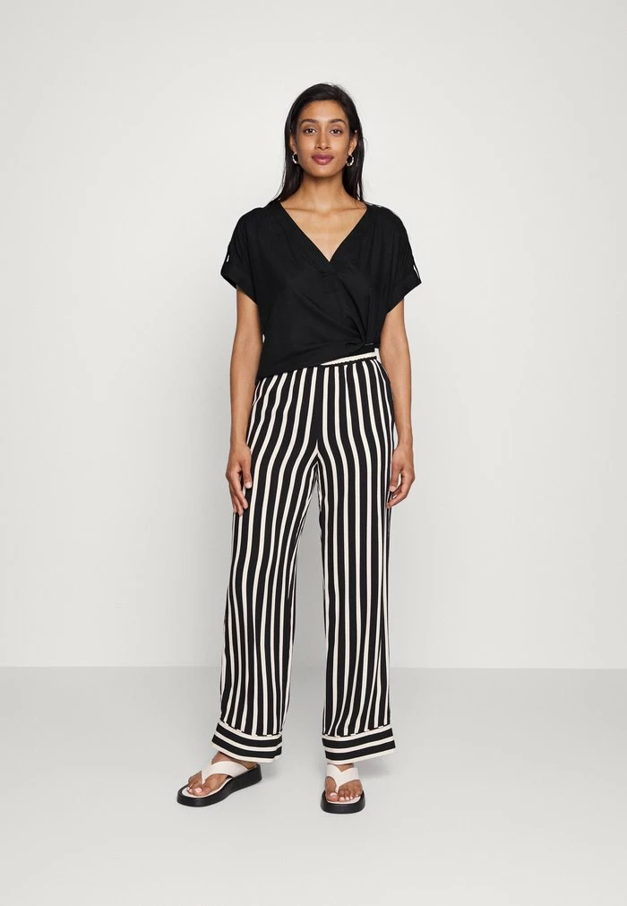 Esprit Blouse - Black - Image 2