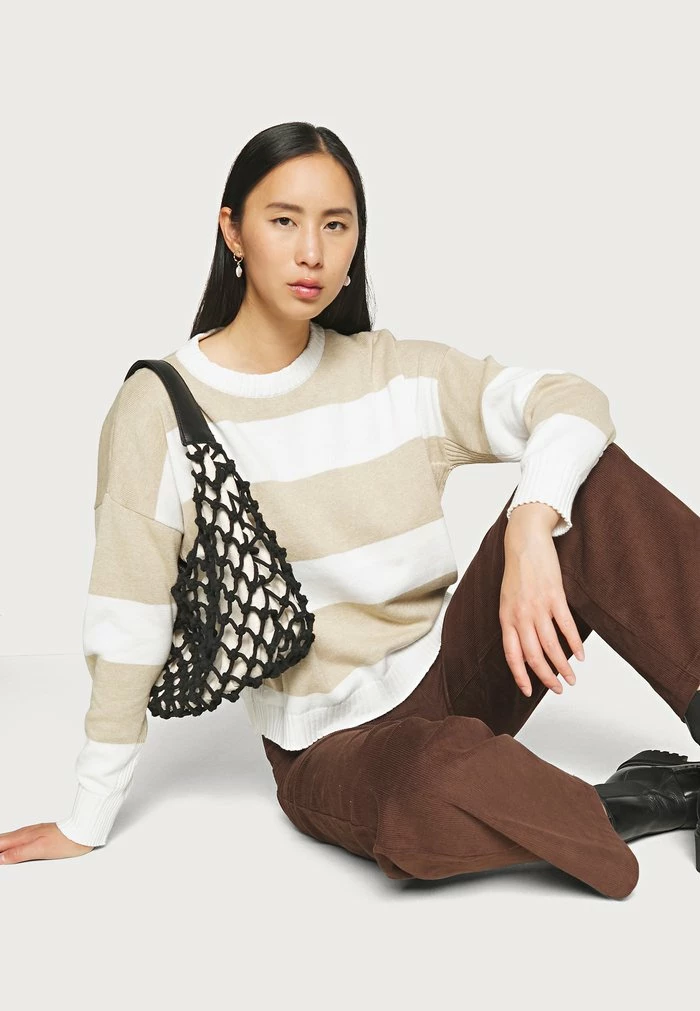 Esprit RAGLAN - Jumper - Off White - Image 4