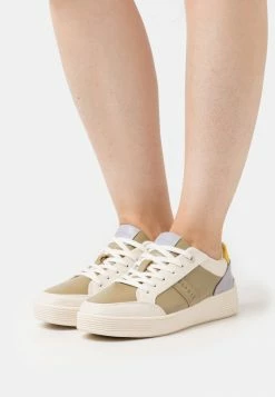 Esprit Trainers - Leaf Green
