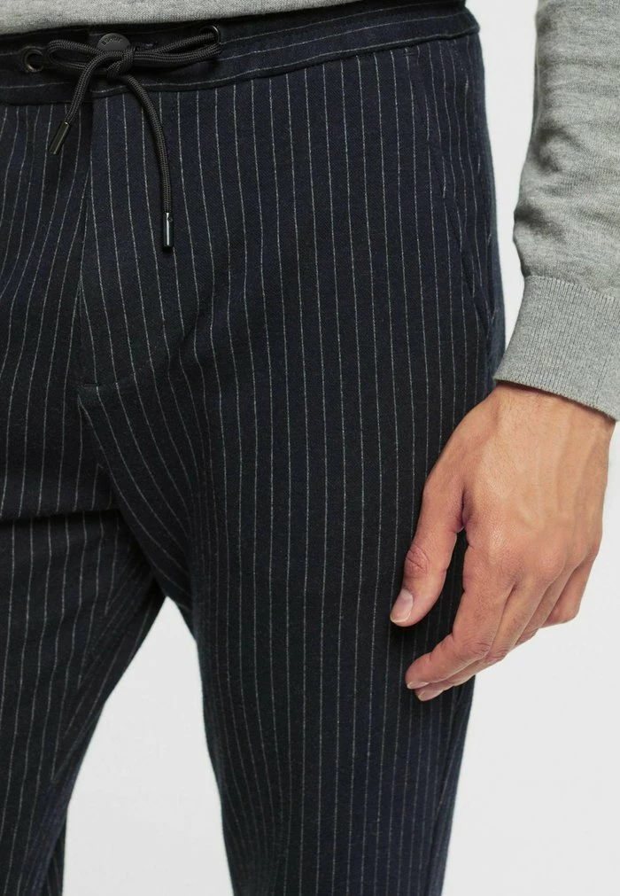 Esprit SLIM FIT - Trousers - Dark Blue - Image 3