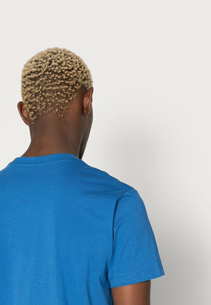 Esprit Basic T-shirt - Blue - Image 5