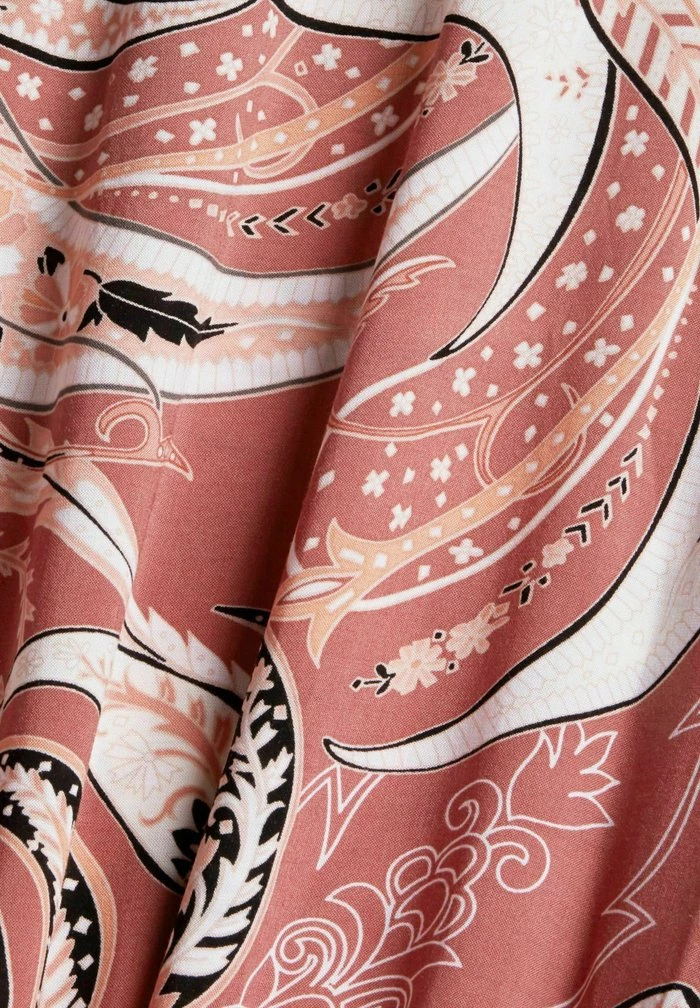 Esprit Beach Accessory - Blush - Image 6