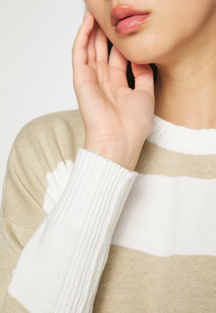 Esprit RAGLAN - Jumper - Off White - Image 6