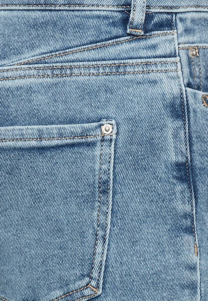 Esprit Straight Leg Jeans - Blue Light Wash - Image 3