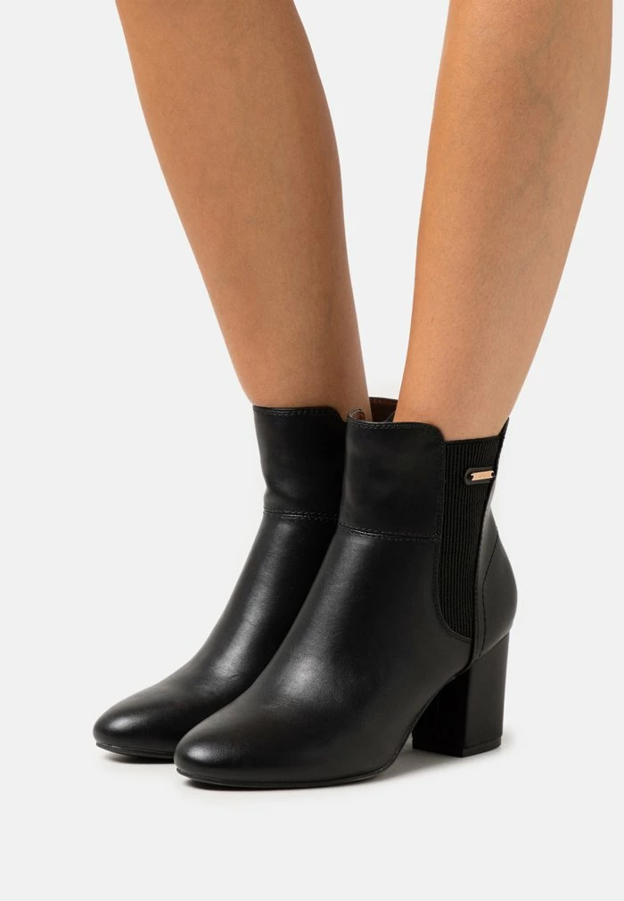 Esprit Classic Ankle Boots - Black