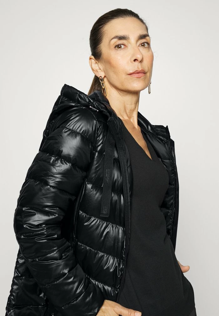 Esprit Light Jacket - Black - Image 4