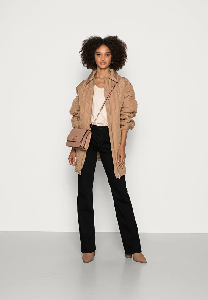 Esprit BOOTCUT - Bootcut Jeans - Black Rinse - Image 2