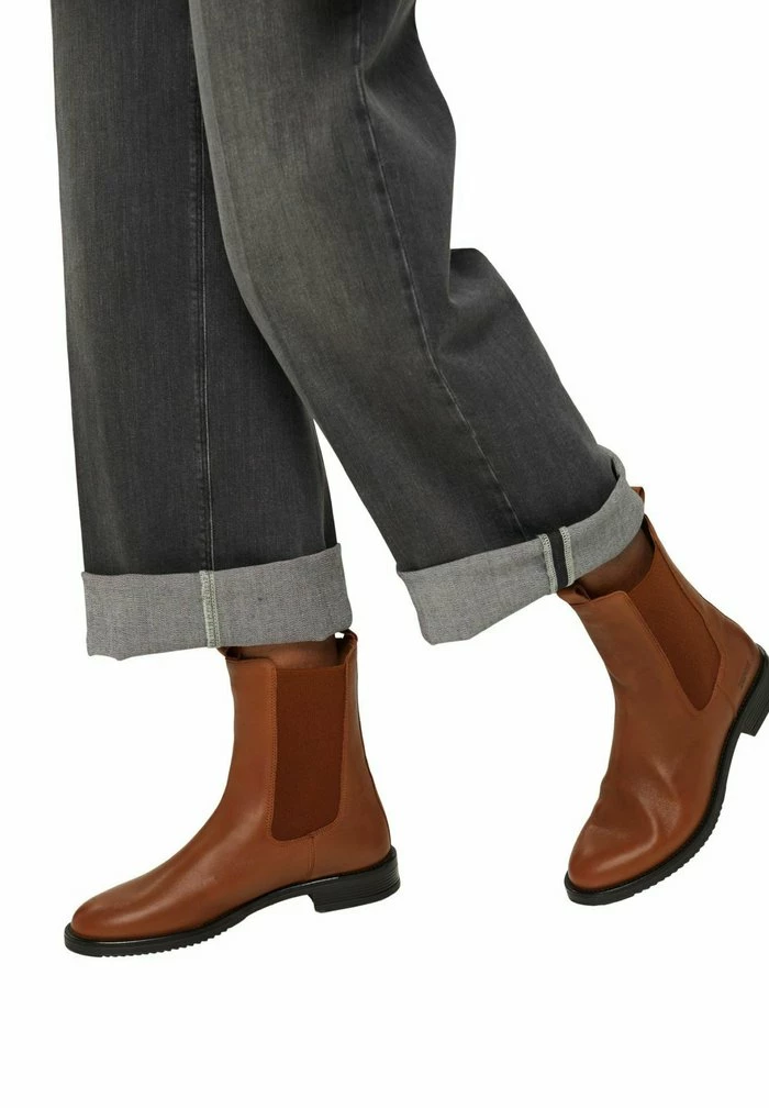 Esprit Classic Ankle Boots - Caramel - Image 2