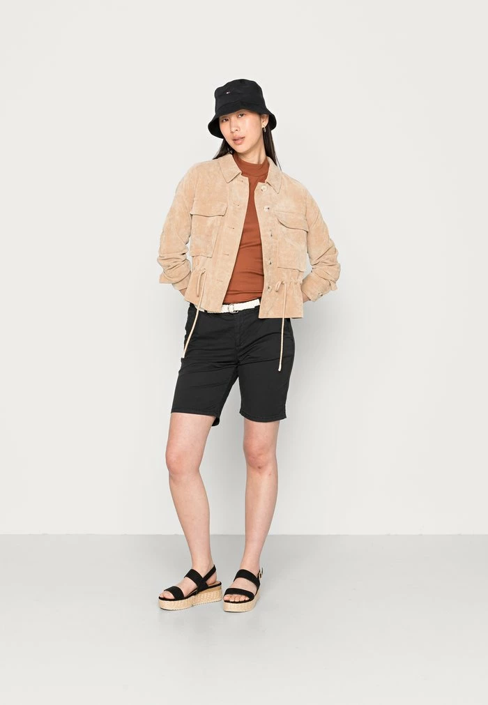 Esprit Shorts - Black - Image 2