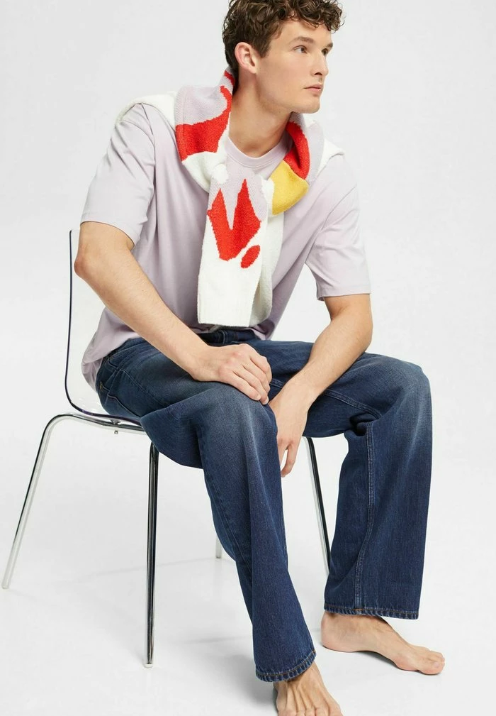 Esprit Relaxed Fit Jeans - Blue Dark Wash - Image 6