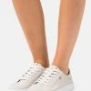 Esprit Trainers - Cream Beige