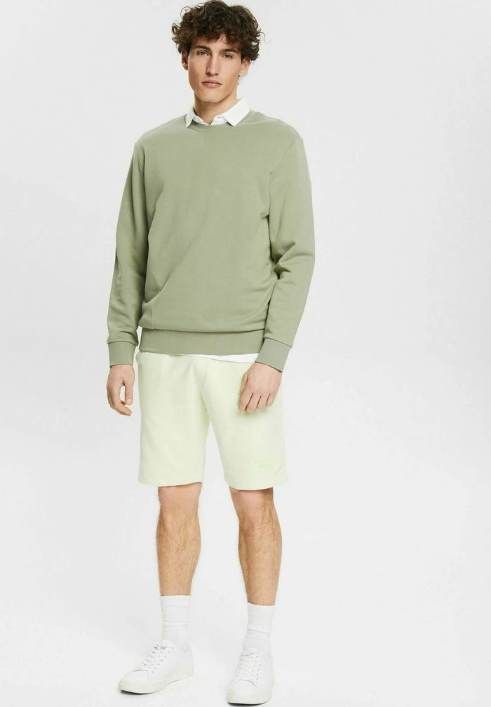 Esprit MIT LOGO PATCH - Shorts - Light Green - Image 2
