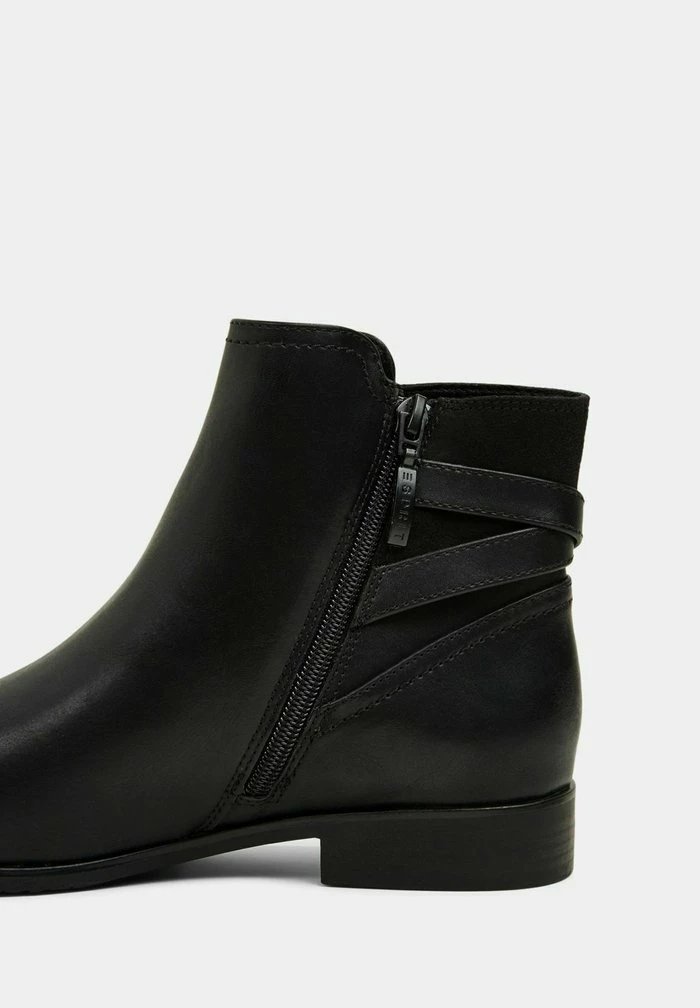 Esprit Classic Ankle Boots - Black - Image 5