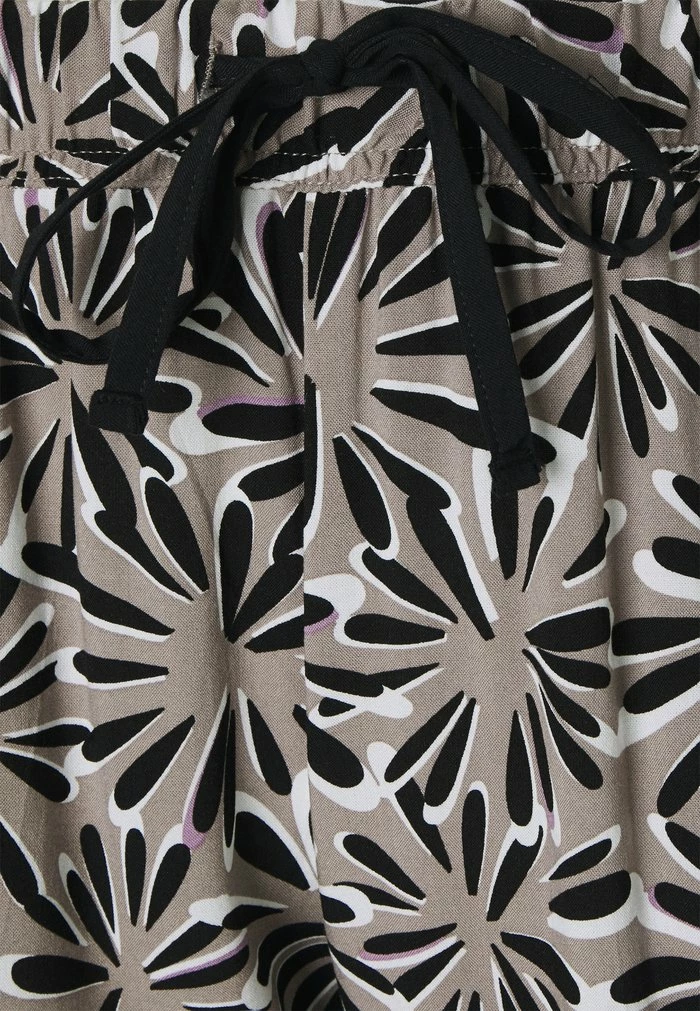 Esprit DIANDRAH - Pyjamas - Black - Image 6