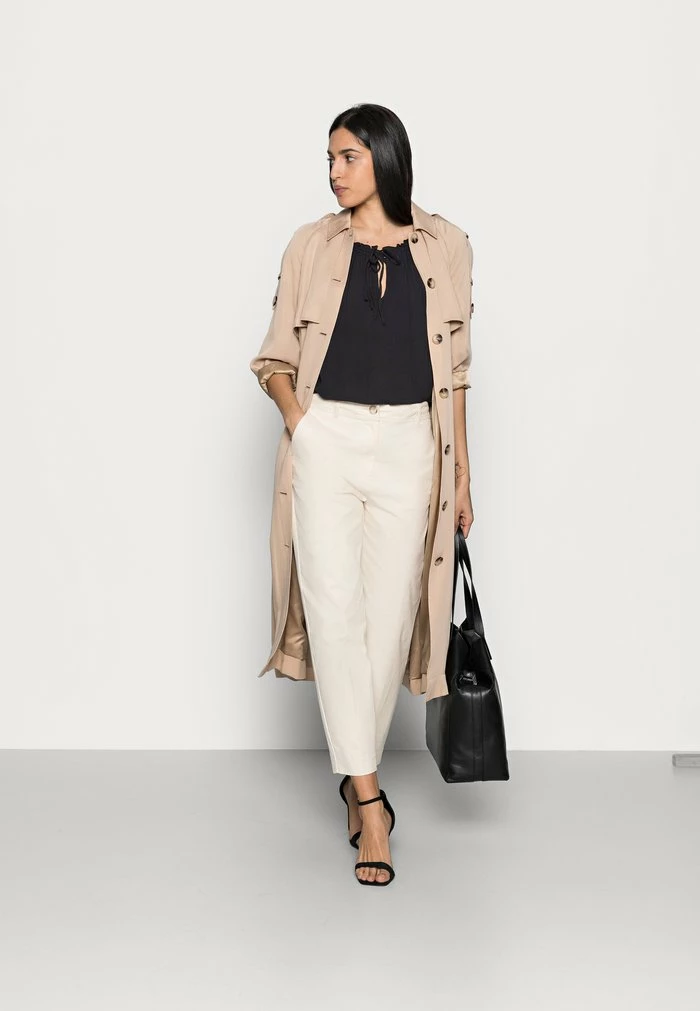 Esprit BLOUSE - Print T-shirt - Black - Image 2