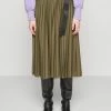 Esprit SKIRT SOLID - Pleated Skirt - Dark Khaki