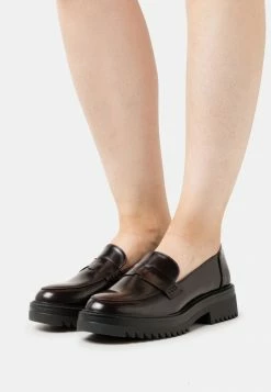 Esprit Slip-ons - Bordeaux